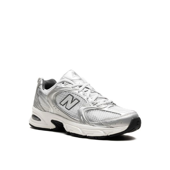 New Balance 530 Sneakers - Picture 1 of 7